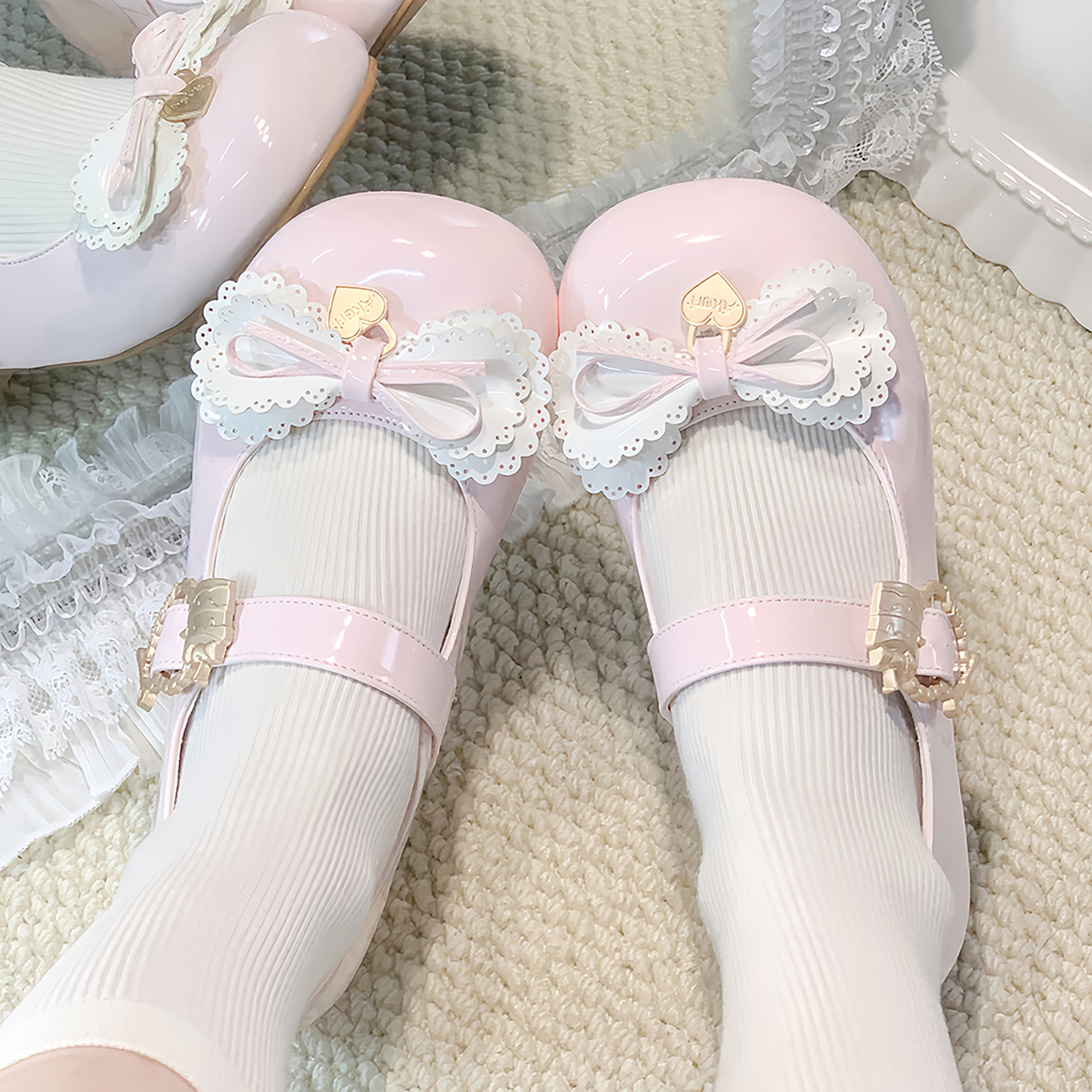 여성용 신발 리본 로리타 슈즈 귀여운 인형 느낌 낮은  - Ankle Strap Heels 리뷰 및 가격