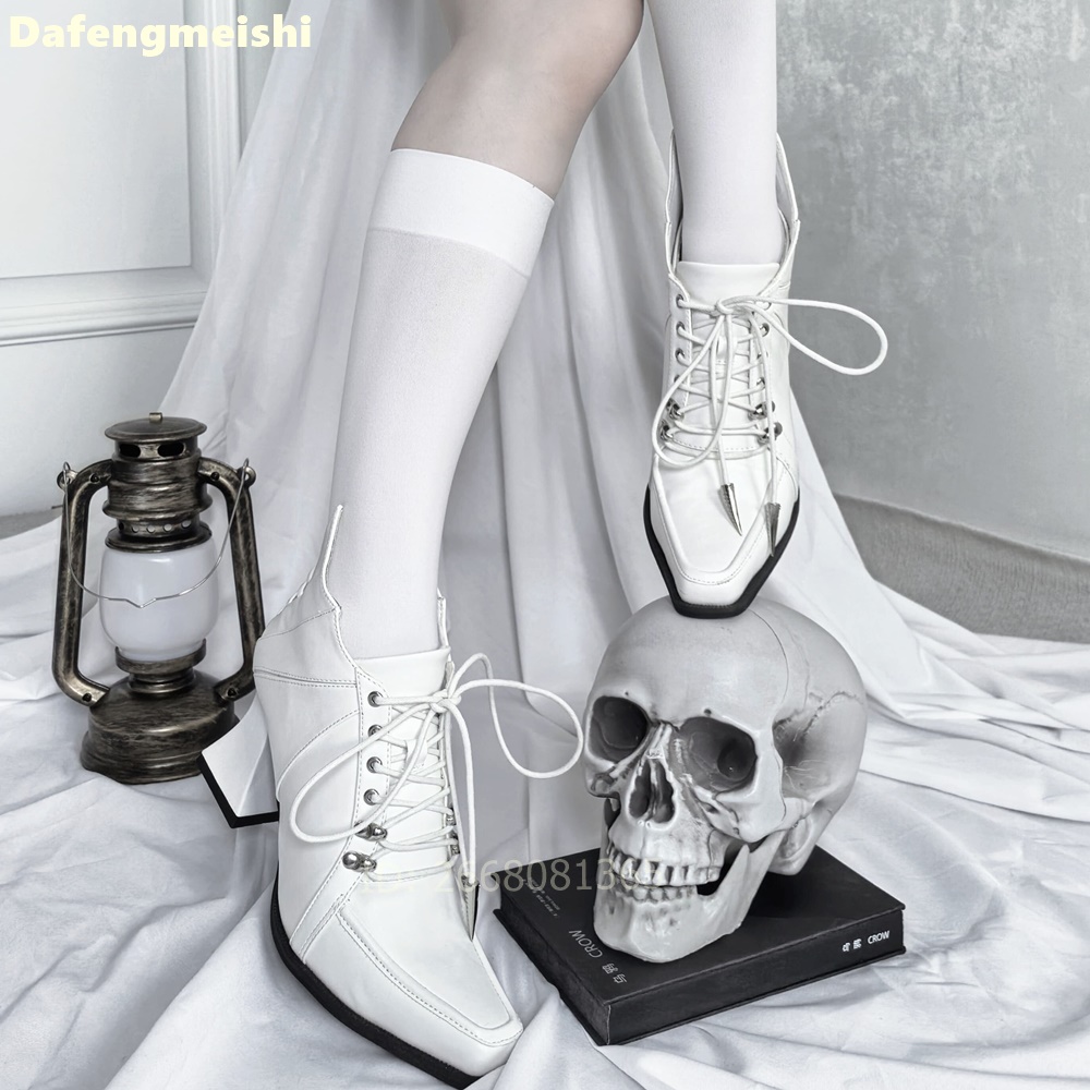 화이트 가죽 스퀘어토 앵클 부츠 앞뒤 레이스업 블록 힐 - Block Heel Ankle Boots 리뷰 및 가격
