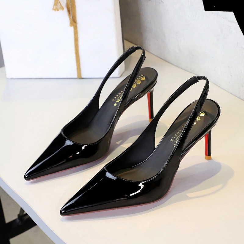 새로운 유럽과 미국의 뾰족한 하이힐, 특허 가죽 뒤쪽  - Women'S Shoes Red Bottoms 리뷰 및 가격